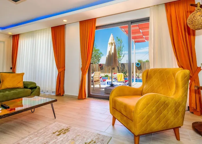 Yagmur Uezuemlue Κας