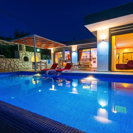 Yagmur Uezuemlue Вилла Каш