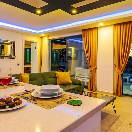 Yagmur Uezuemlue Вилла