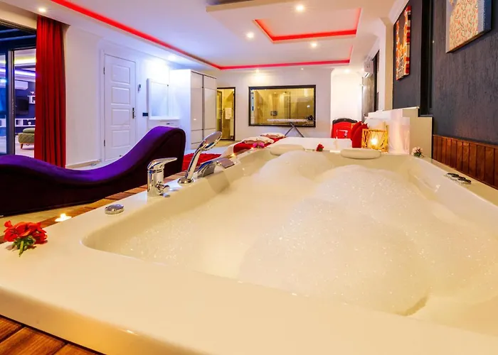 Yagmur Uezuemlue Kas