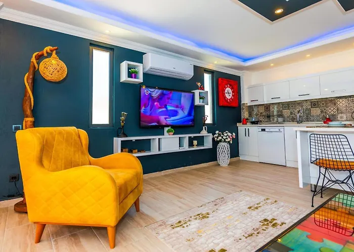 Yagmur Uezuemlue Villa *