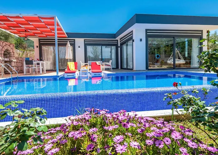 Yagmur Uezuemlue Villa