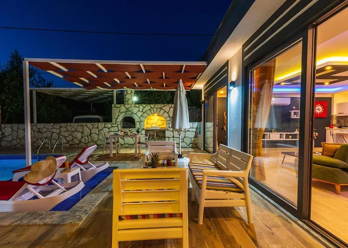 Yagmur Uezuemlue Villa *