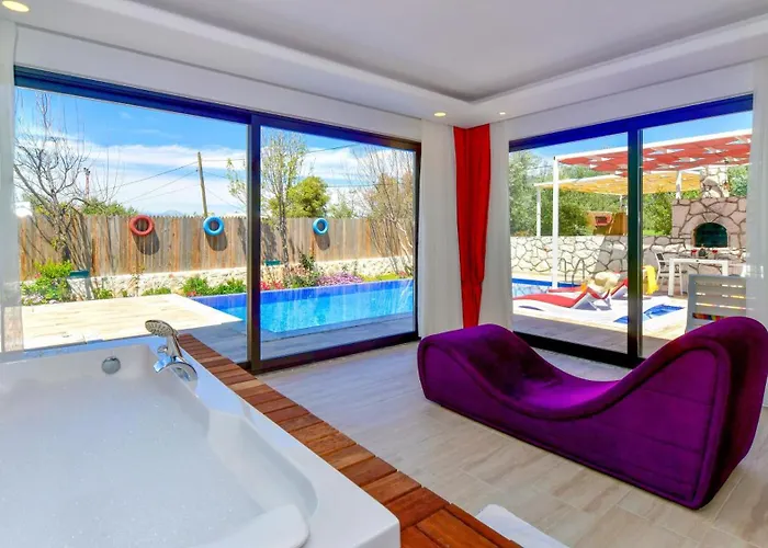 Yagmur Uezuemlue * Kas